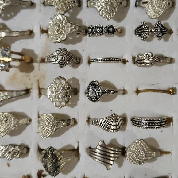 90 FASHION RINGS - Picture 3 of 4